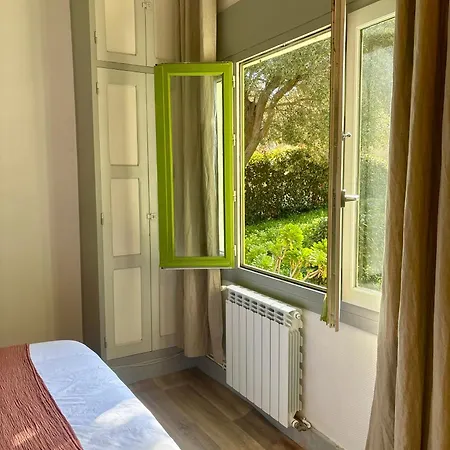 Villa Les Grillons Presqu'ile De Giens Vue *