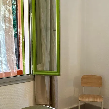 Les Grillons Presqu'ile De Giens Vue Hyeres