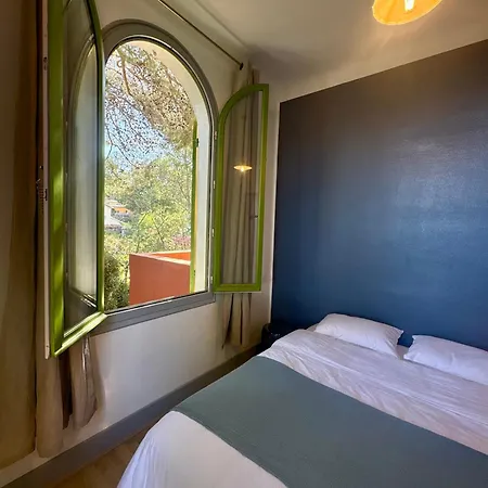 Les Grillons Presqu'ile De Giens Vue